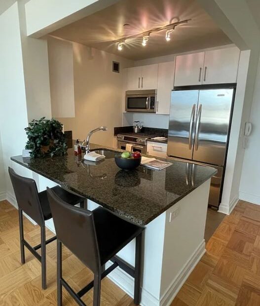 Amazing 1 bed on Lexington Avenue in Carnegie Hill
