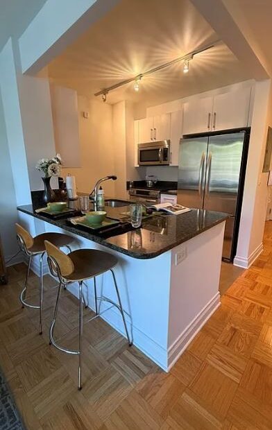 Amazing open layout on Lexington Avenue in Carnegie Hill