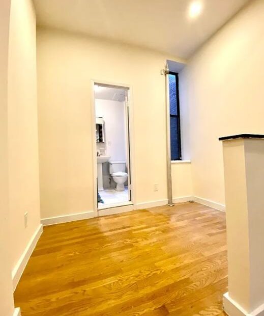 Amazing 1 bed on East 82nd Street in Yorkville
