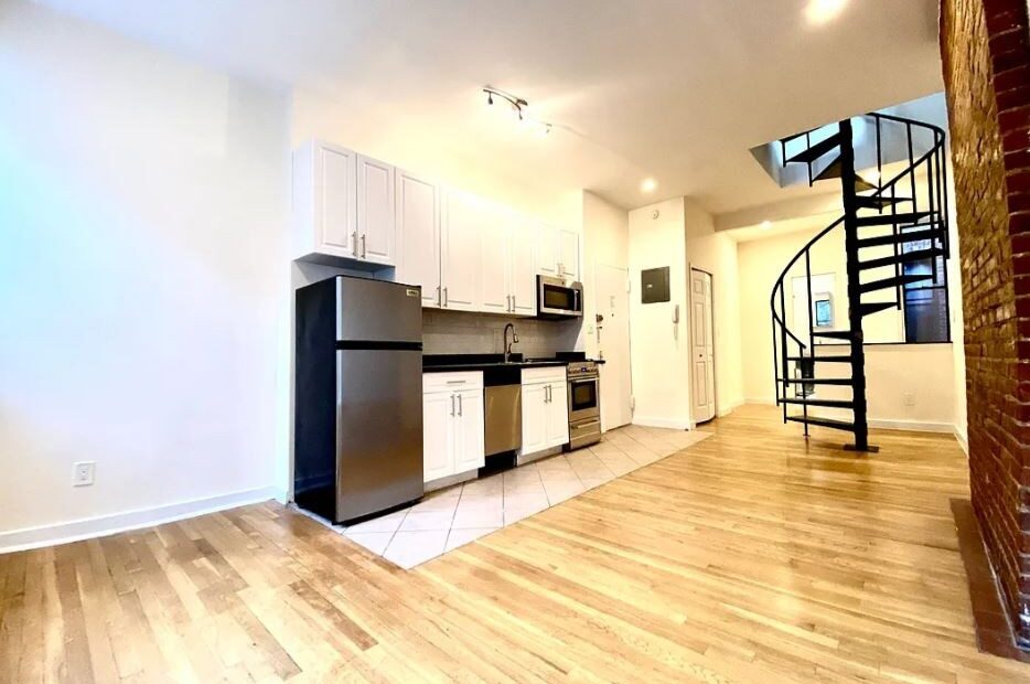 Amazing 1 bed on East 82nd Street in Yorkville