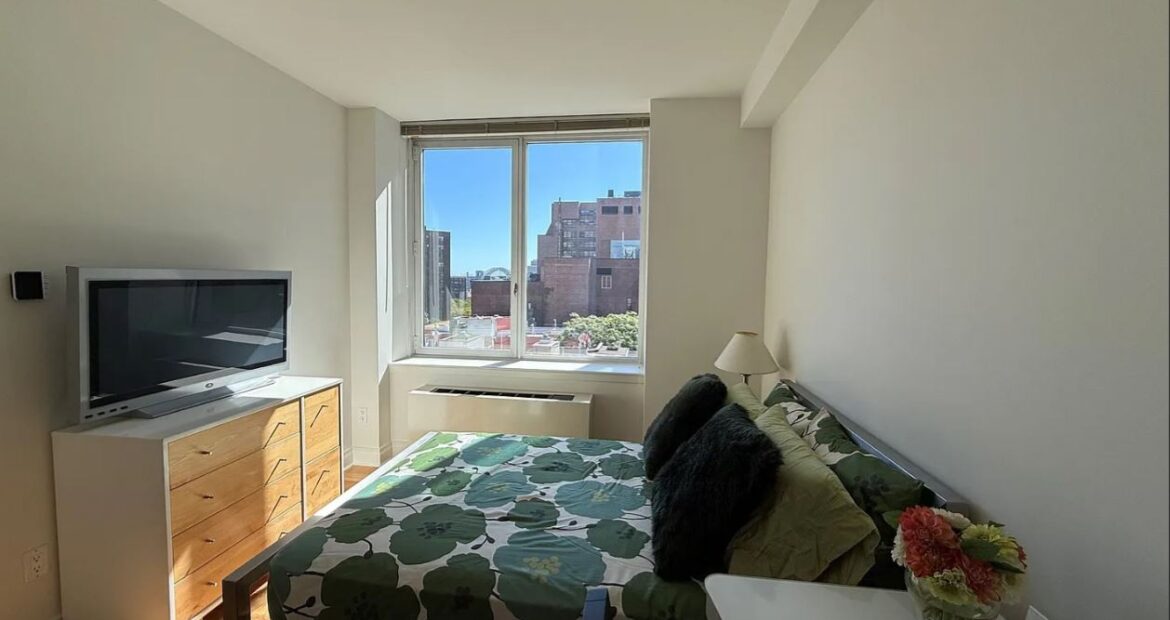 Amazing 1 bed on Lexington Avenue in Carnegie Hill