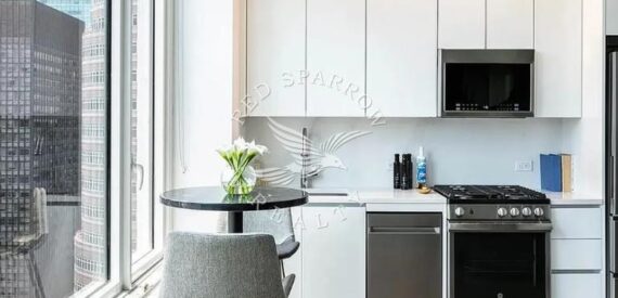Amazing open layout on East 54th Street in Murray Hill