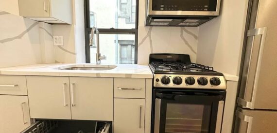 Amazing 2 bed on Mott Street in Nolita