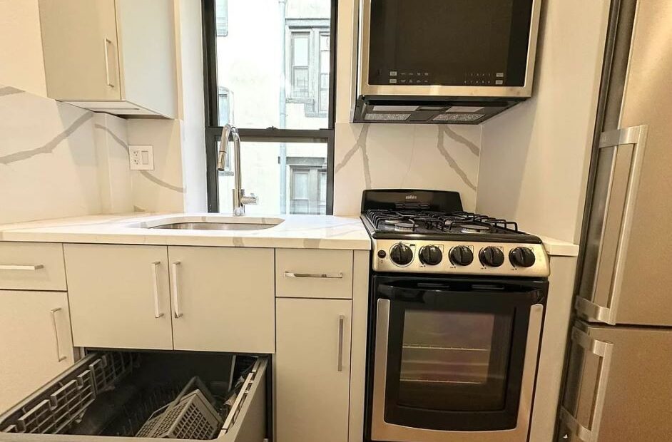 Amazing 2 bed on Mott Street in Nolita