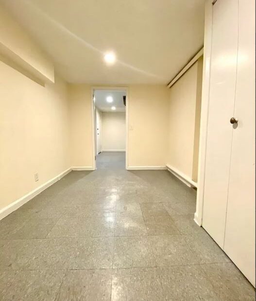 Amazing open layout on East 81st Street in Yorkville