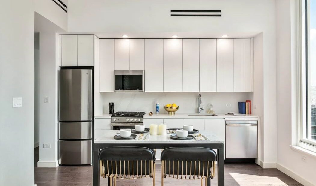 Amazing 2BR residence on East 54th Street in Sutton Place