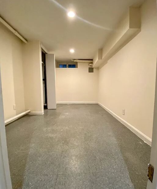 Amazing open layout on East 81st Street in Yorkville