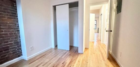 Amazing 1 bed on 9th Avenue in Hell’s Kitchen
