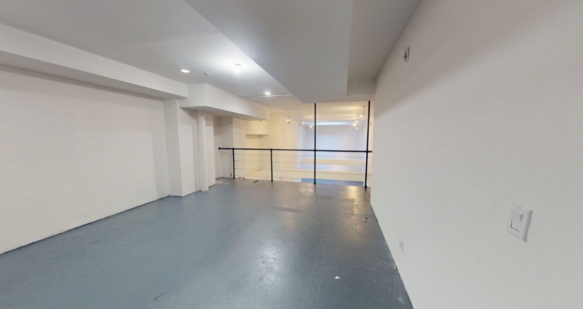 76 Wooster Street – 2nd Floor Duplex Penthouse