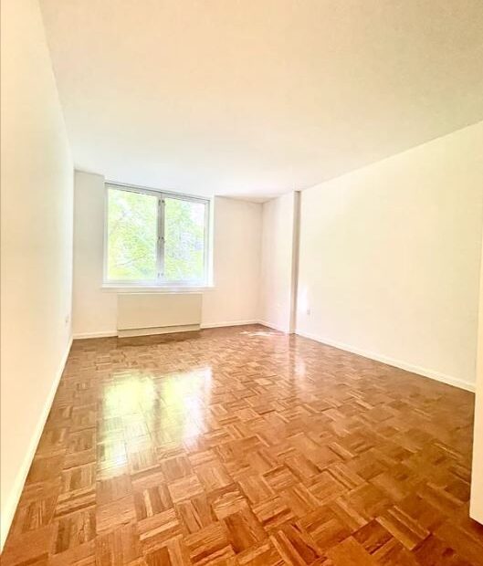 Amazing 2 bed on West 43rd Street in Hell’s Kitchen
