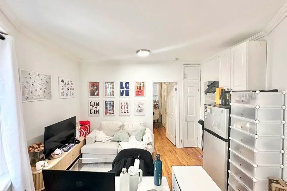 Amazing 1 bed on 9th Avenue in Chelsea