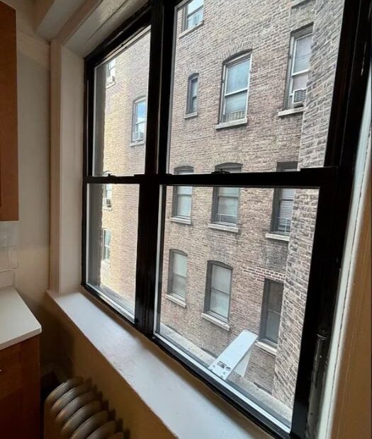Amazing open layout on West 55th Street in Hell’s Kitchen