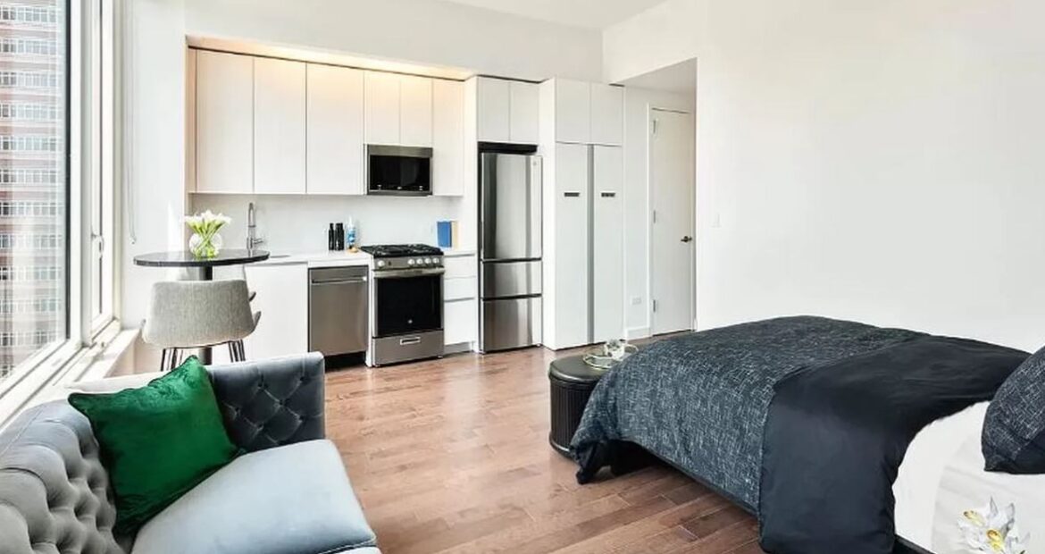 Amazing open layout on East 54th Street in Sutton Place