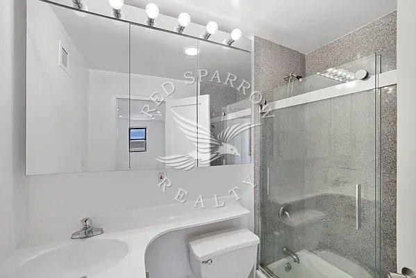 Amazing 2 bed on Second Avenue in Kips Bay