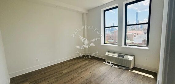 Fantastic 3 bedroom, 2-bathroom on West 81st Street in Upper West Side