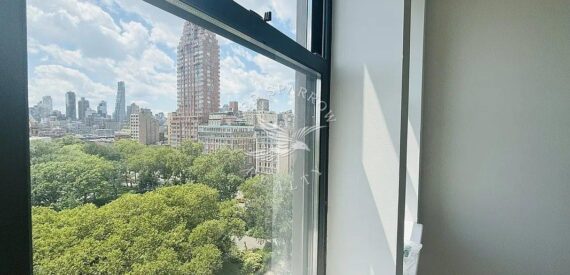Fantastic 3 bedroom, 2-bathroom on West 81st Street in Upper West Side
