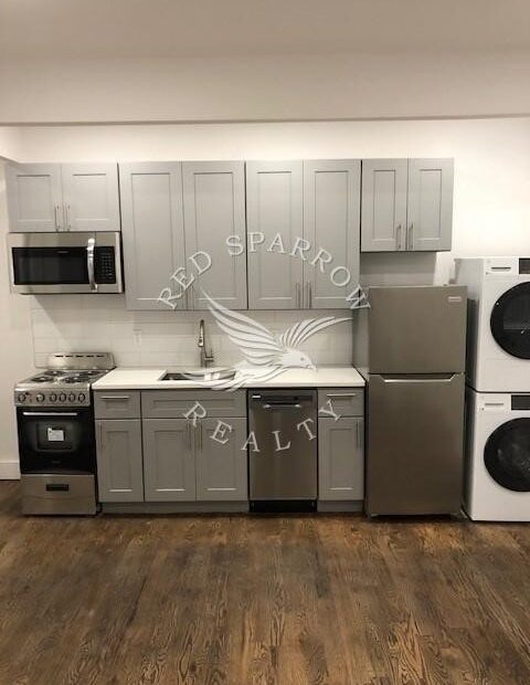 Amazing Flex 2 bed on Broadway in Hamilton Heights