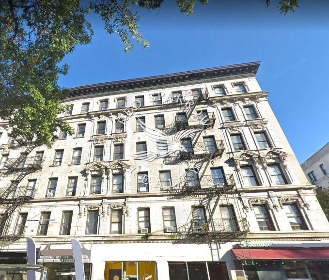 Amazing Flex 2 bed on Broadway in Hamilton Heights