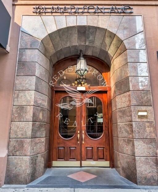 Amazing 1 bedroom (flex 2 bedroom) apartment on Madison Avenue in Midtown South