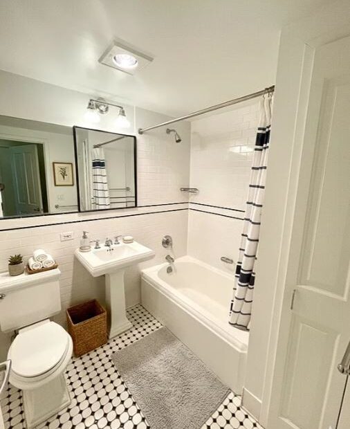 Amazing 2 bed on West 43rd Street in Hell’s Kitchen