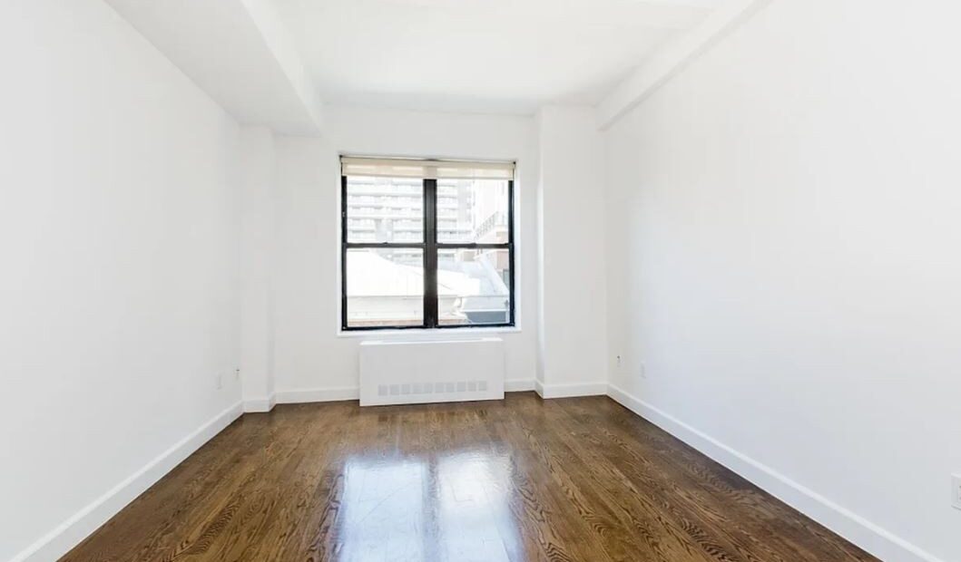 Amazing open layout on West 91st Street in Upper West Side
