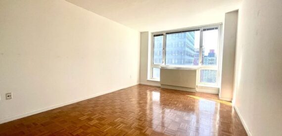 Amazing 1 bed on West 43rd Street in Hell’s Kitchen