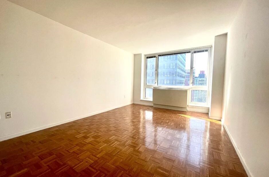 Amazing 1 bed on West 43rd Street in Hell’s Kitchen