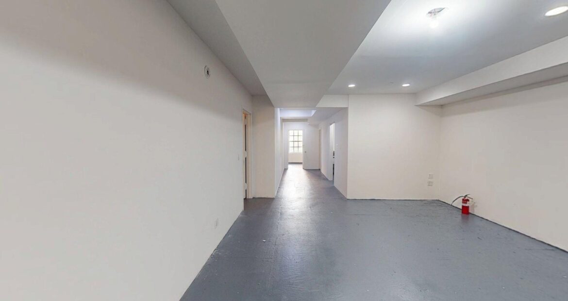 76 Wooster Street – 2nd Floor Duplex Penthouse