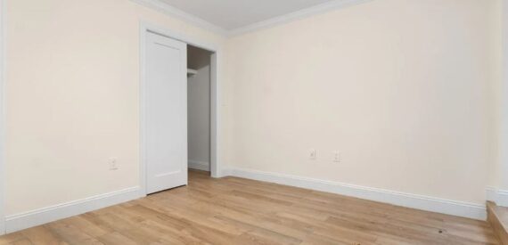 Amazing 2 bed on East 22nd Street in Gramercy Park