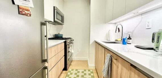Amazing 2 bed on East 59th Street in Lenox Hill