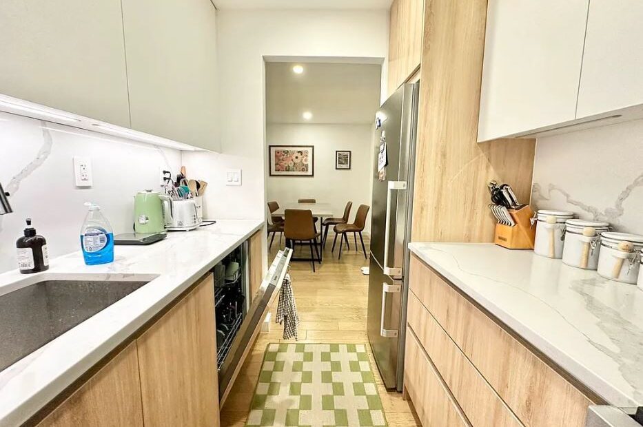 Amazing 2 bed on East 59th Street in Lenox Hill