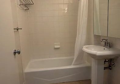 Amazing open layout on Lexington Avenue in Carnegie Hill