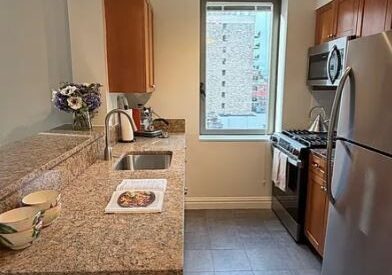 Amazing 1 bed on Lexington Avenue in Carnegie Hill