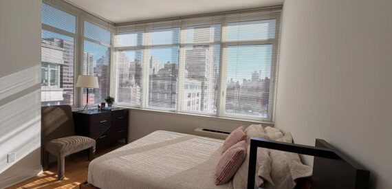 Amazing 2 beds on Lexington Avenue in Carnegie Hill