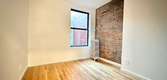 Amazing 1 bed on 9th Avenue in Hell’s Kitchen