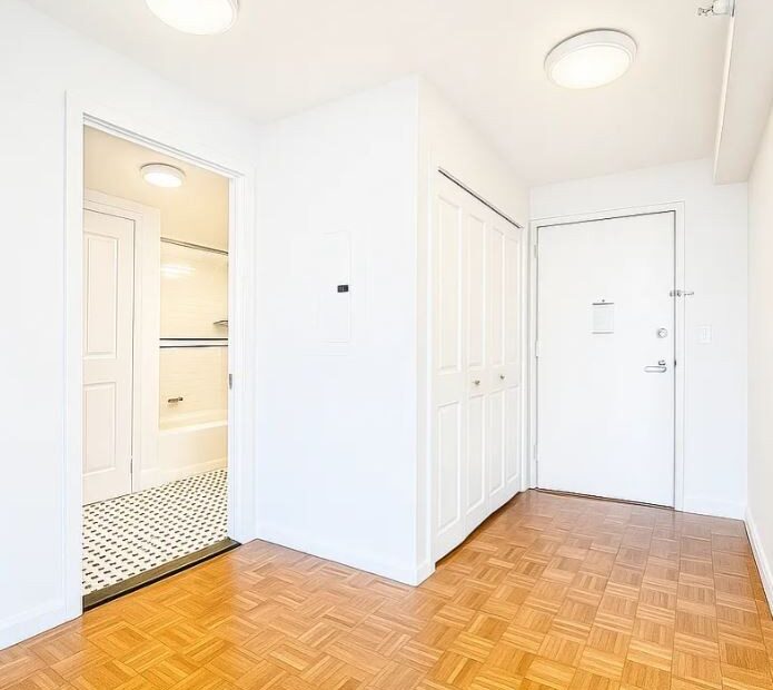 Amazing 1 bed on West 43rd Street in Hell’s Kitchen