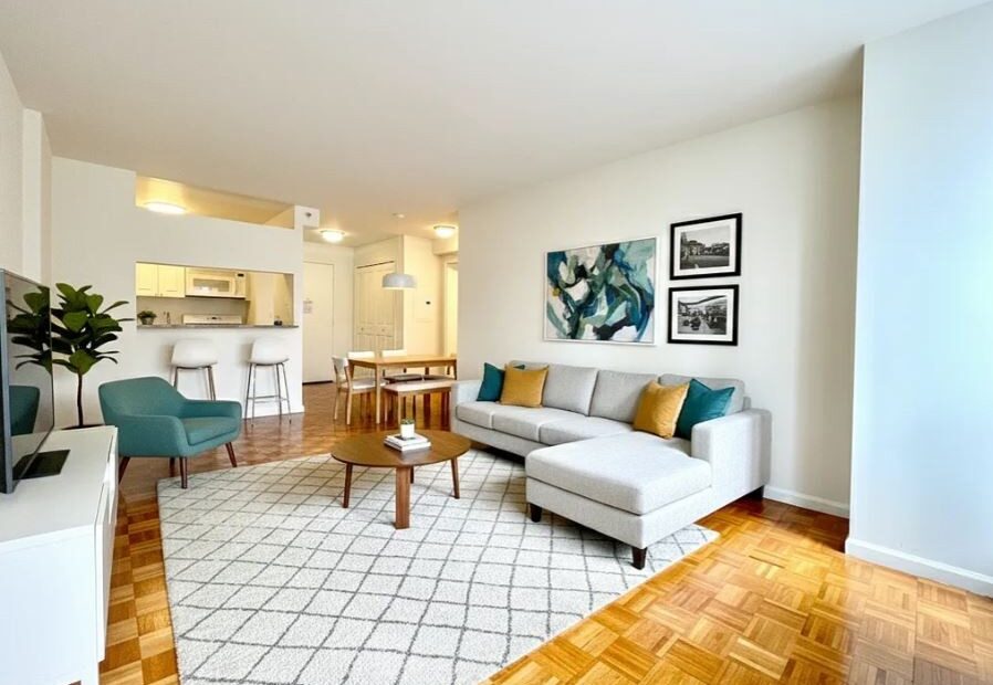 Amazing 1 bed on West 43rd Street in Hell’s Kitchen