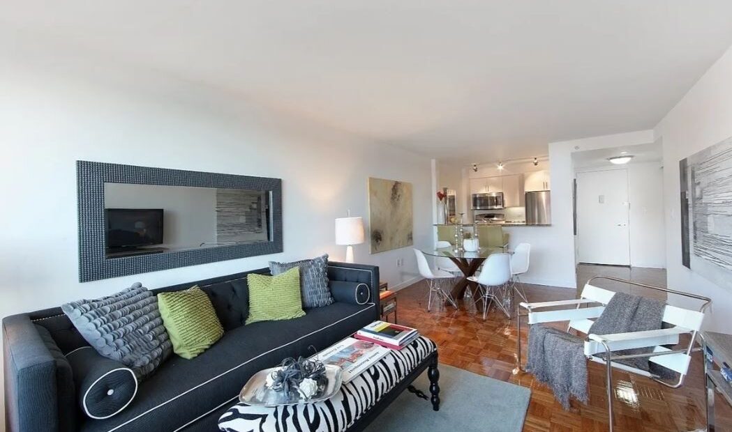 Amazing 1 bed on West 61st Street in Lincoln Square