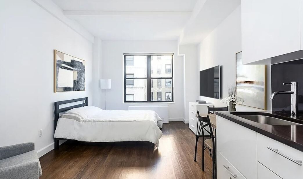 Amazing open layout on West 91st Street in Upper West Side