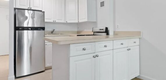 Amazing 1 bed on East 22nd Street in Gramercy Park
