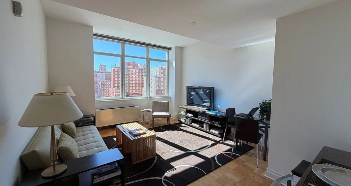 Amazing 2 beds on Lexington Avenue in Carnegie Hill