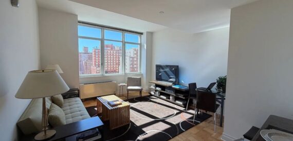 Amazing 2 beds on Lexington Avenue in Carnegie Hill