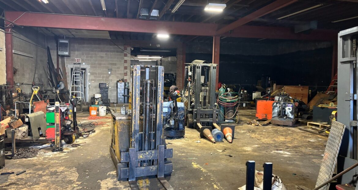 6,000 SF Industrial Warehouse for Lease – Prime Richmond Hill/Ozone Park Location