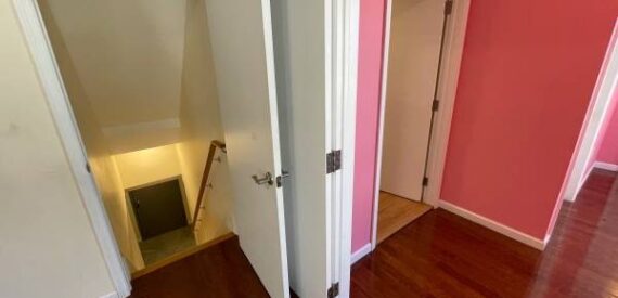 Corner duplex Office Space for Rent