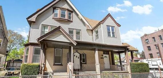 Corner duplex Office Space for Rent