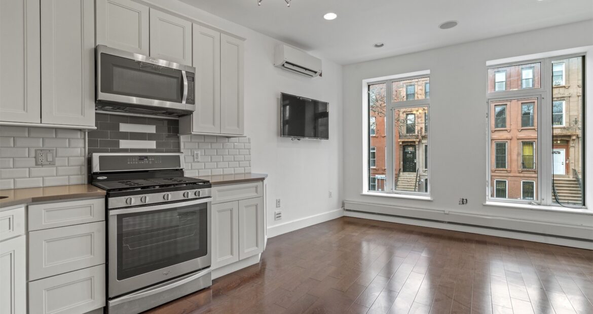 46 Decatur Street