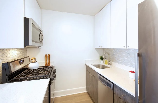 Amazing Studio on East 34th Street in Kips Bay