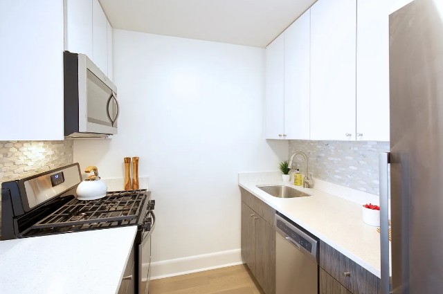Amazing Studio on East 34th Street in Kips Bay
