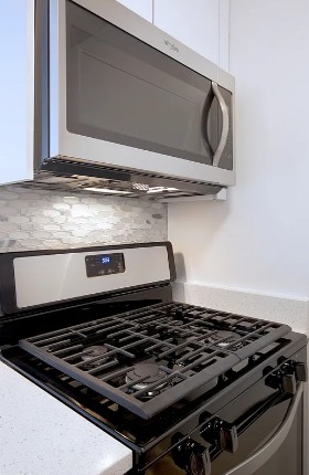 Amazing Studio on East 34th Street in Kips Bay