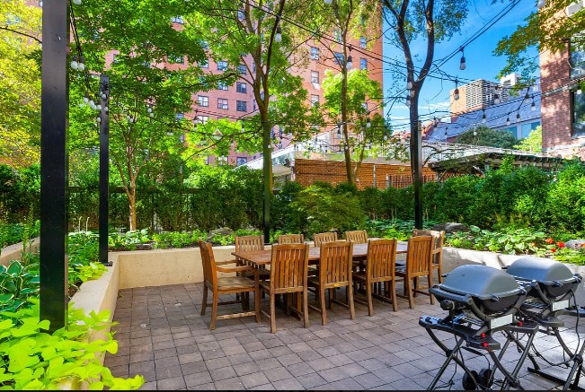 Amazing 2 bed on West 90th Street in Upper West Side